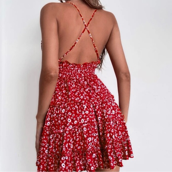 BRAND NEW. NEVER WORN Red floral dress - Picture 2 of 3